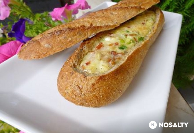 A bagettben sült reggeli gyors és egyszerű fogás lehet