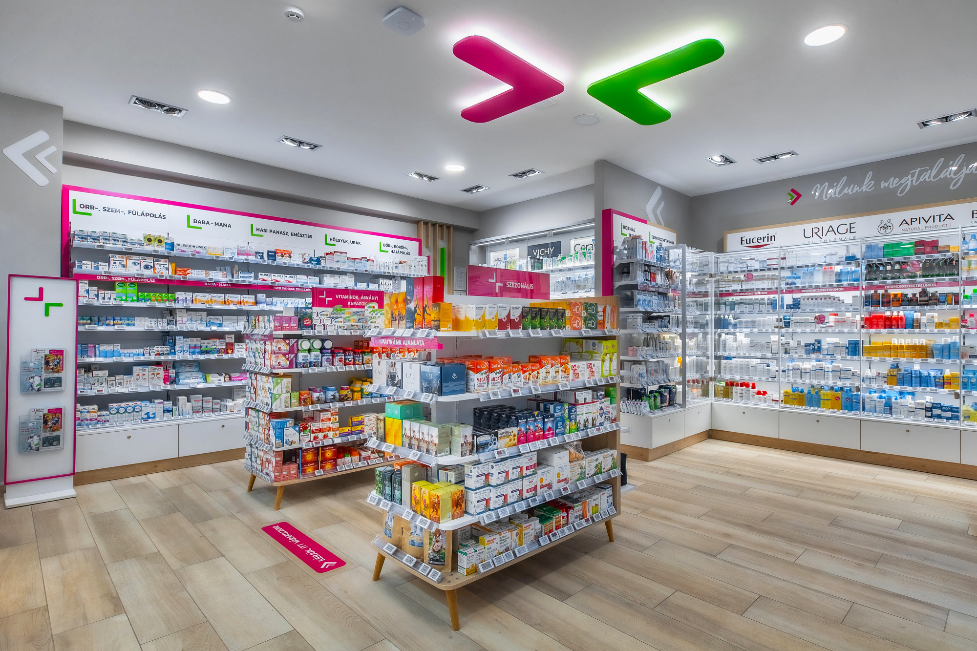 Megújult az Angelika Patika: Budapest 11. kerületének Egészségügyi Ékszerdoboza Megújult az Angelika Patika: Budapest 11. kerületének Egészségügyi Ékszerdoboza